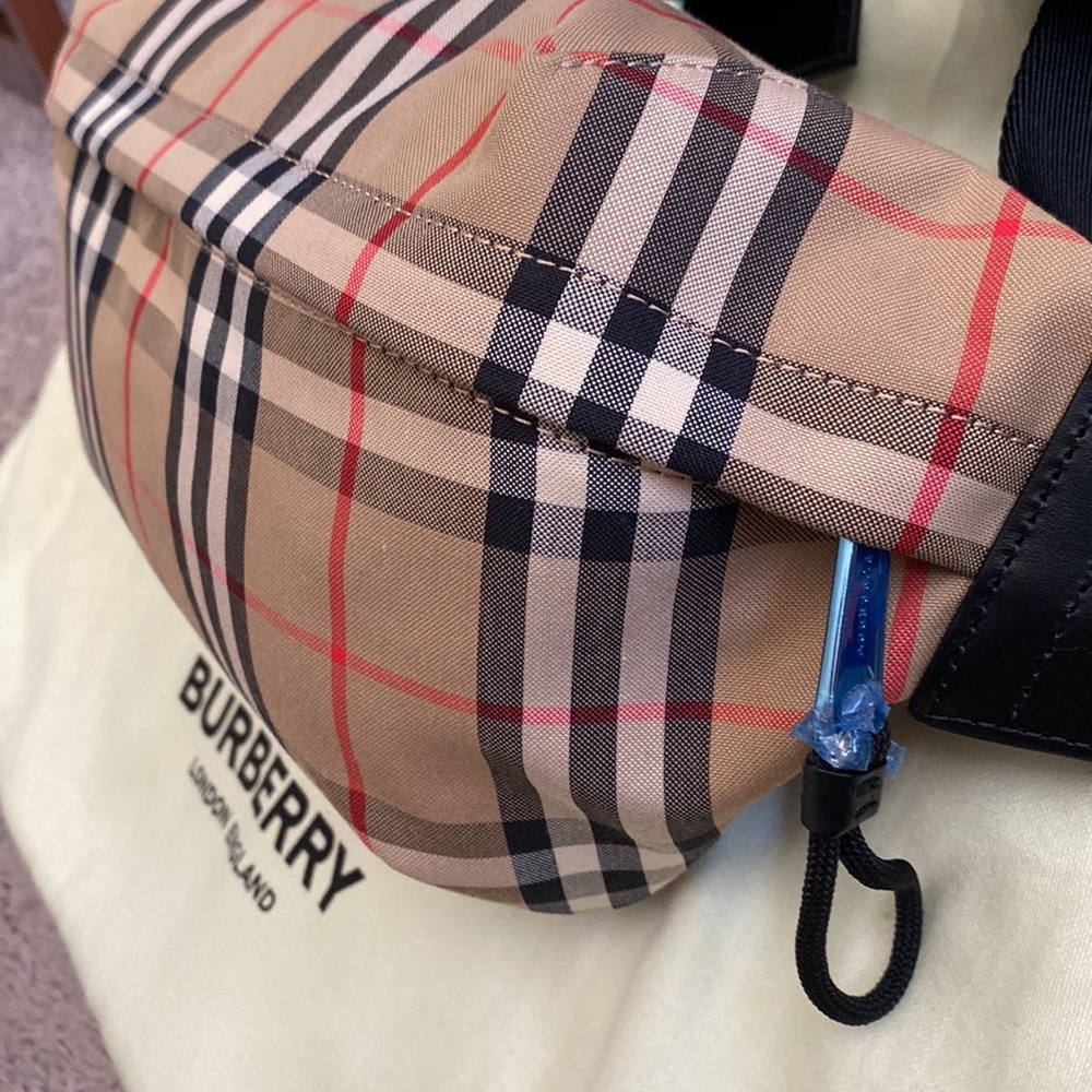 BRAND NEW Burberry Sonny Vintage Check Belt Bag - Picture 5 of 10